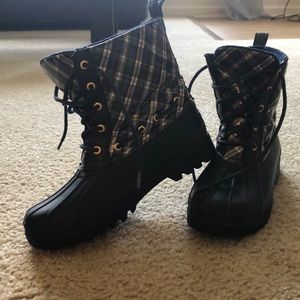 Navy Sperry Rainboots size 6.5